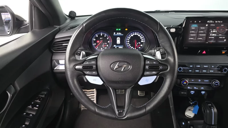 Hyundai Veloster