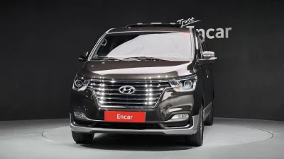 Hyundai Starex