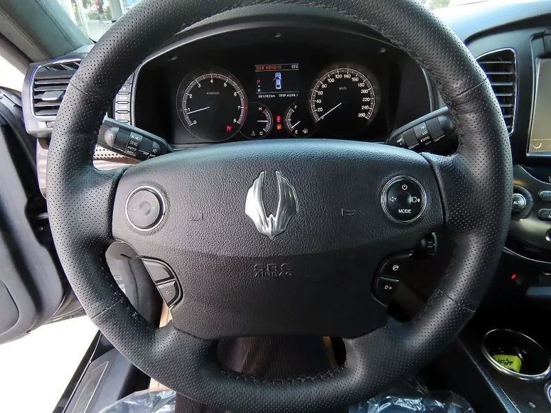 SsangYong Chairman W