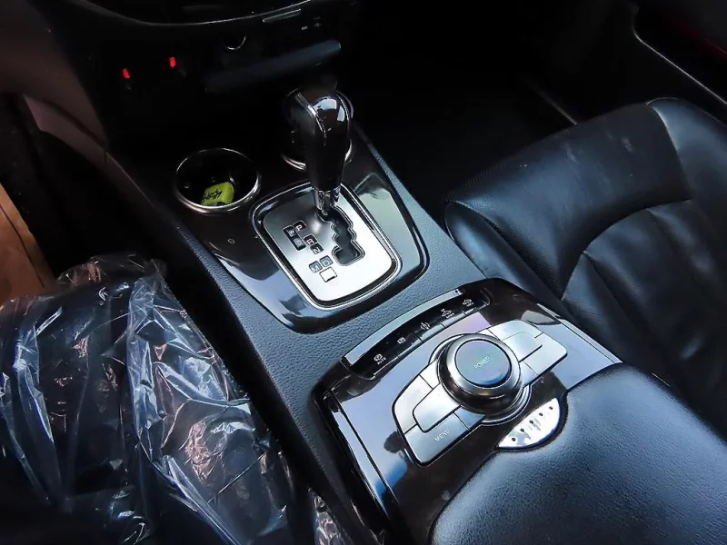 SsangYong Chairman W