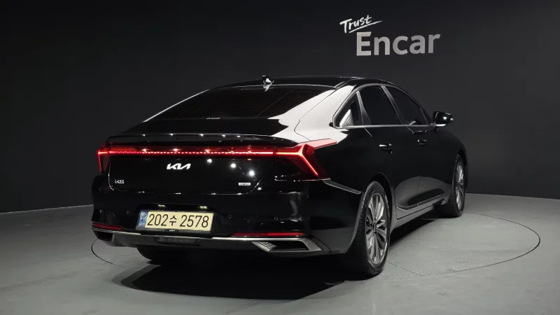 Kia K8