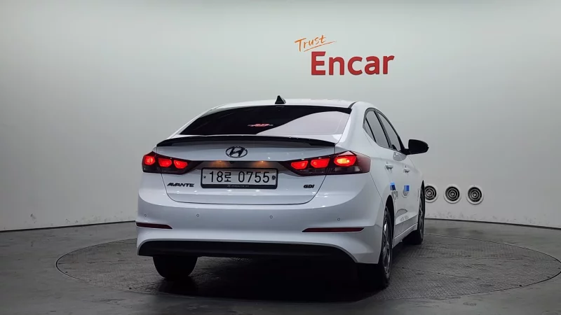 Hyundai AVANTE