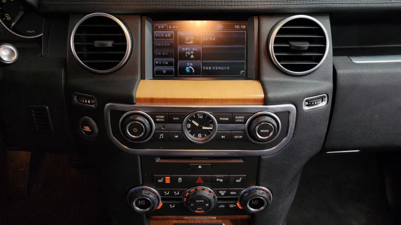 Land Rover DISCOVERY