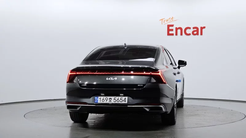 Kia K8