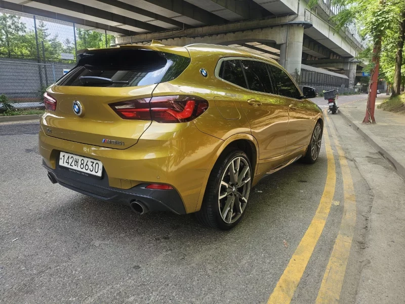 BMW X2