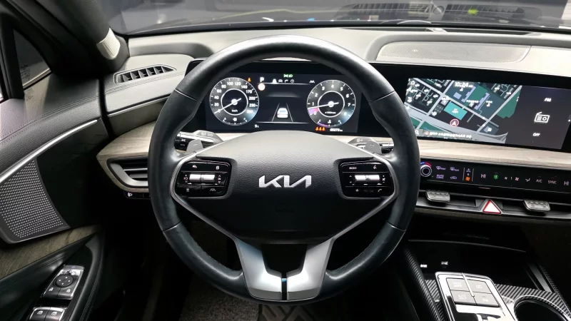Kia K8