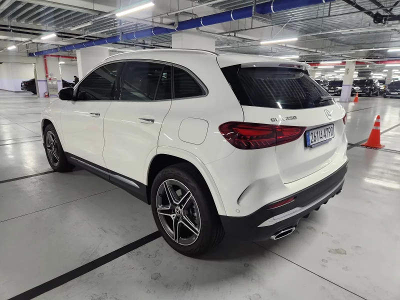 Mercedes-Benz GLA-Class