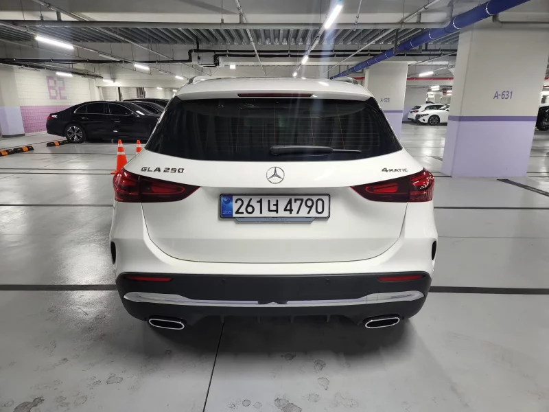 Mercedes-Benz GLA-Class