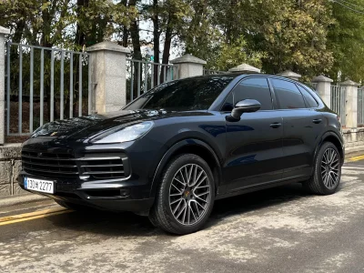 Porsche CAYENNE