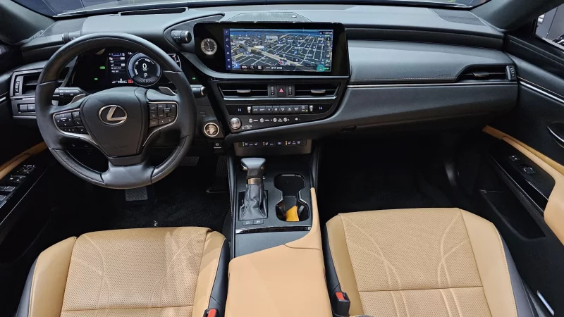 Lexus ES300h