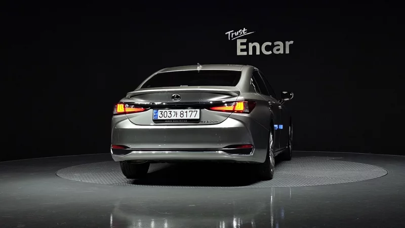Lexus ES300h