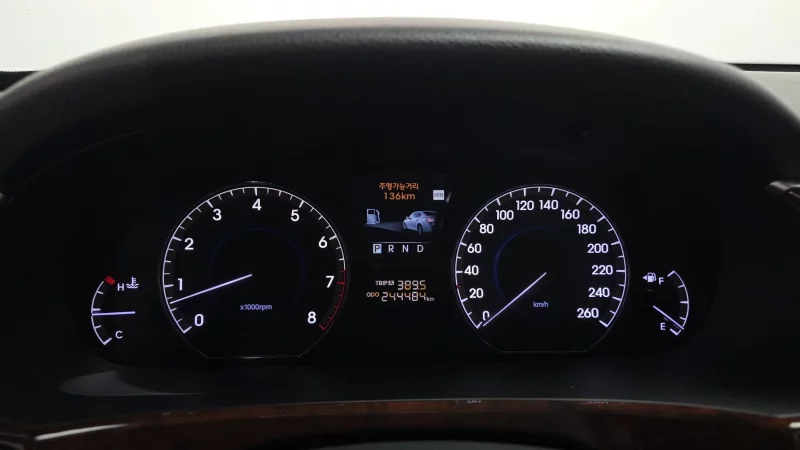 Hyundai Equus