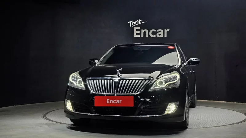 Hyundai Equus