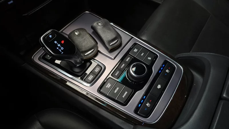 Hyundai Equus