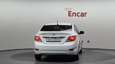 Hyundai Accent