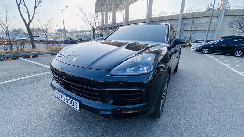 Porsche CAYENNE