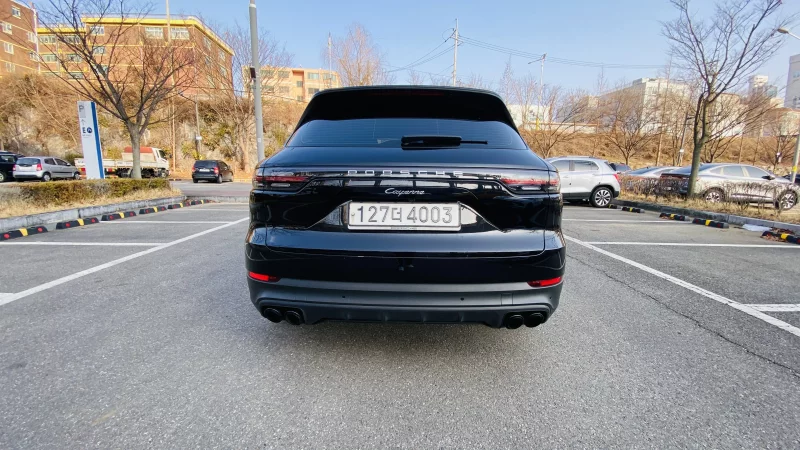 Porsche CAYENNE