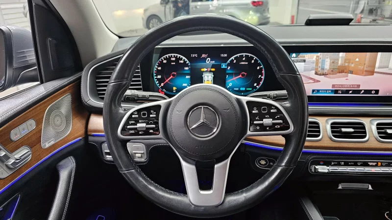 Mercedes-Benz GLE-Class