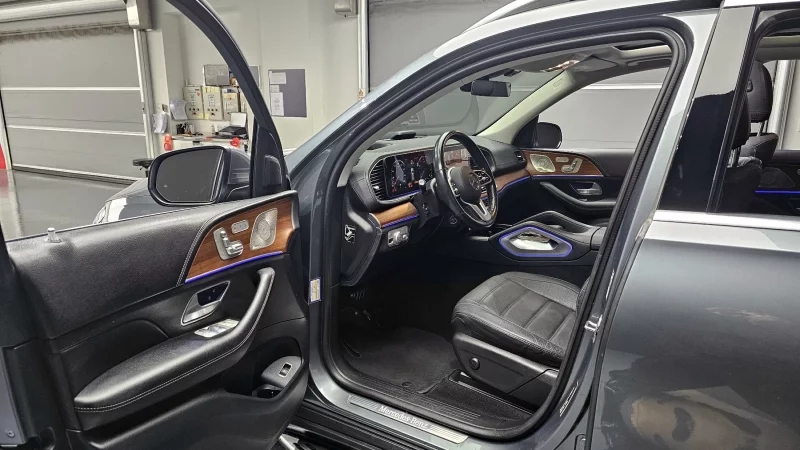 Mercedes-Benz GLE-Class