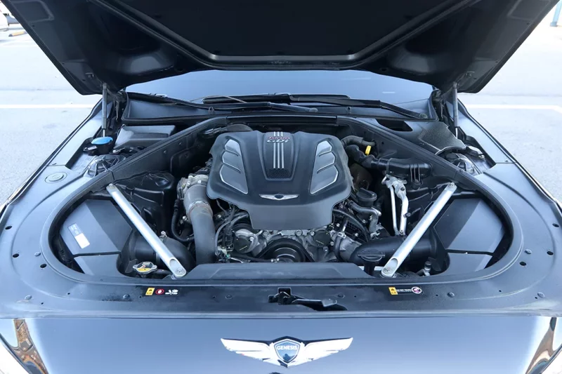 Genesis EQ900