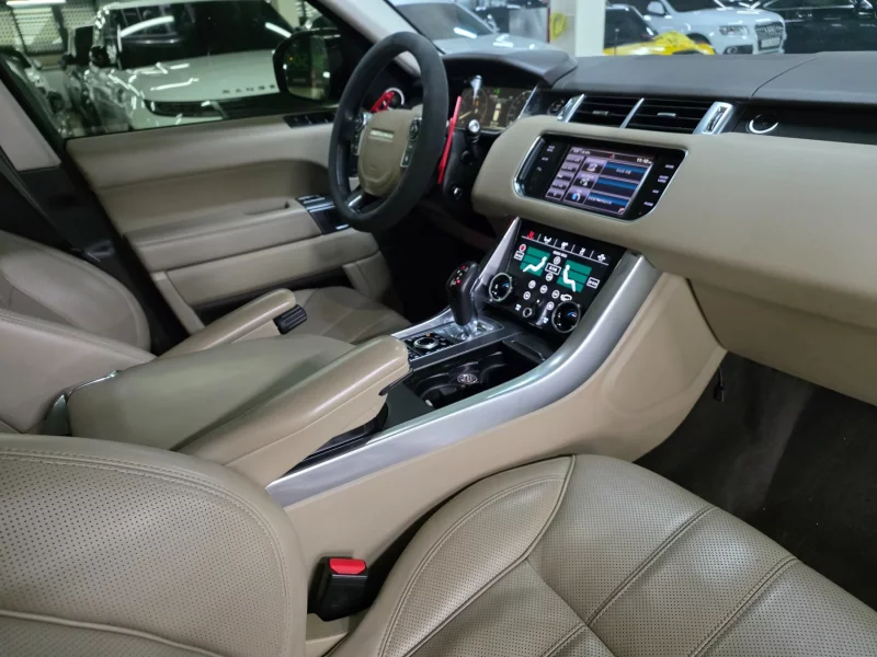 Land Rover RANGE ROVER SPORT