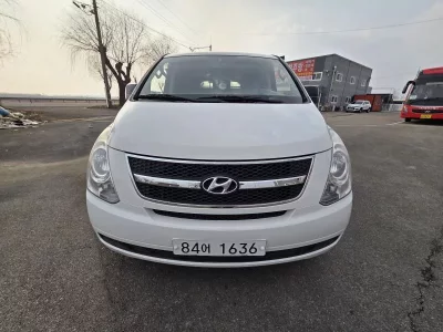 Hyundai Grand Starex