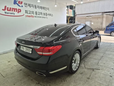 Kia K9