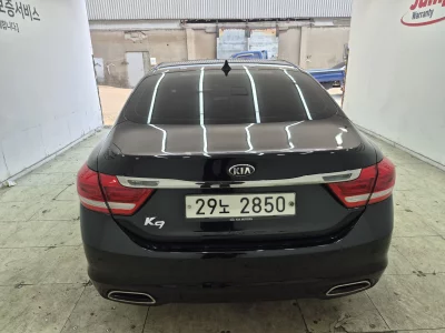 Kia K9