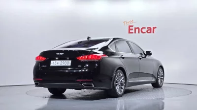 Hyundai Genesis