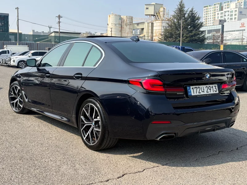BMW 5-Series
