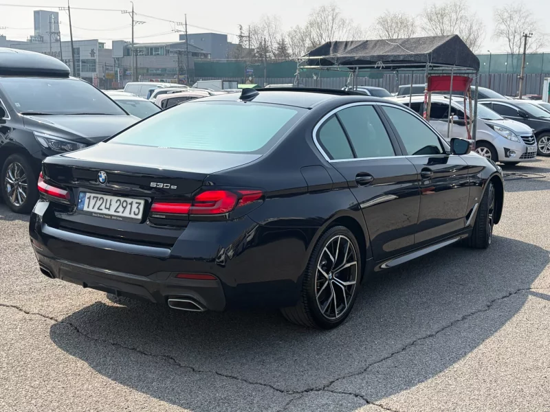 BMW 5-Series