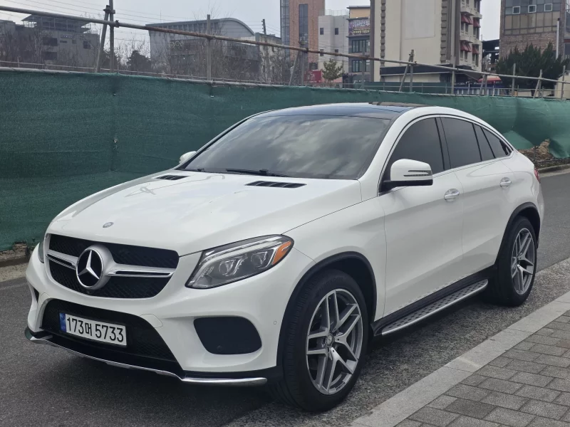 Mercedes-Benz GLE-Class
