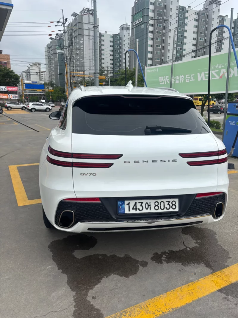 Genesis GV70