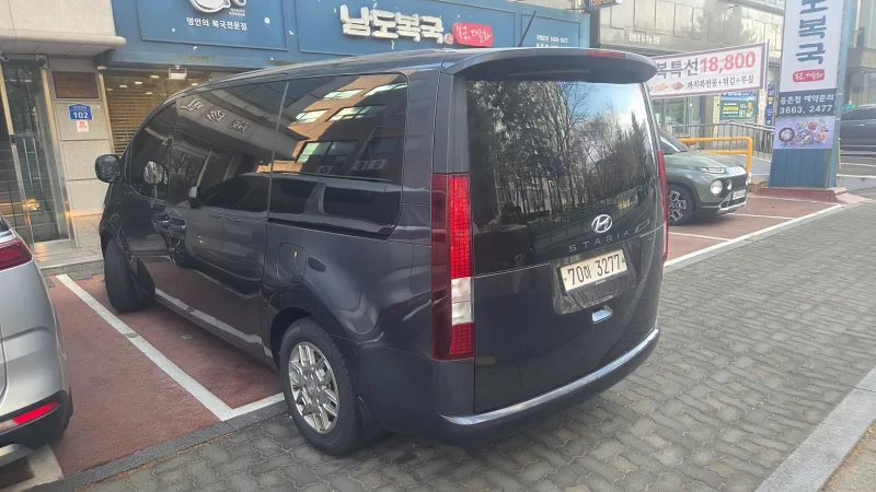 Hyundai Staria
