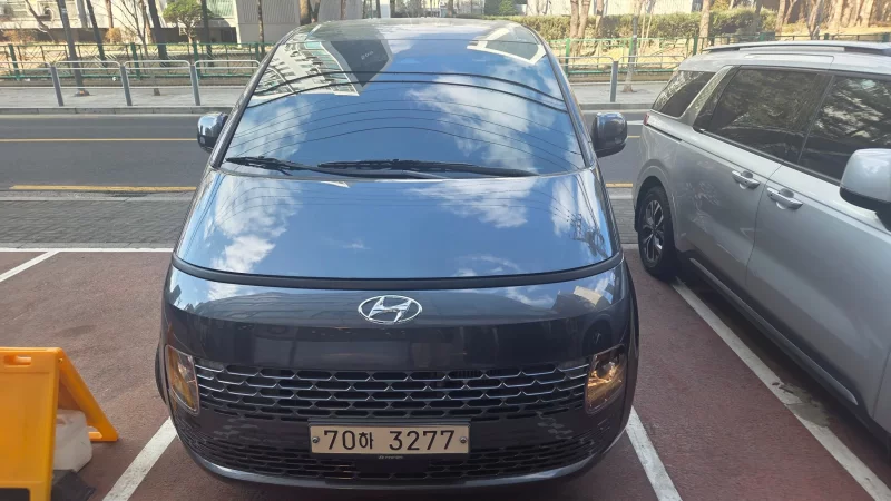 Hyundai Staria