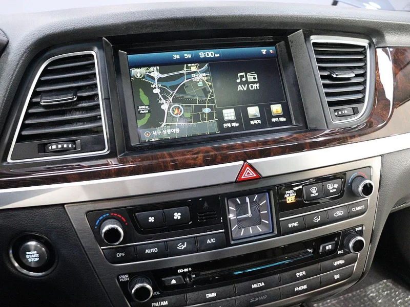 Hyundai Genesis