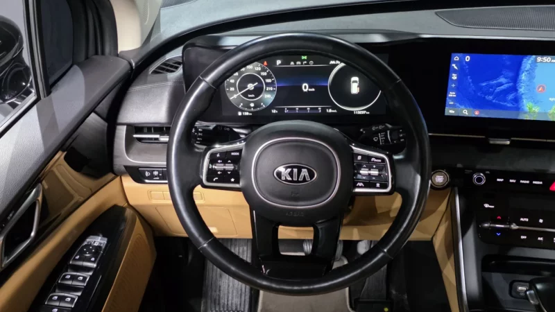 Kia Carnival