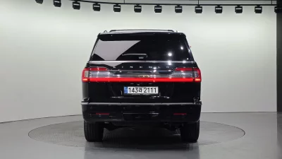 Lincoln NAVIGATOR