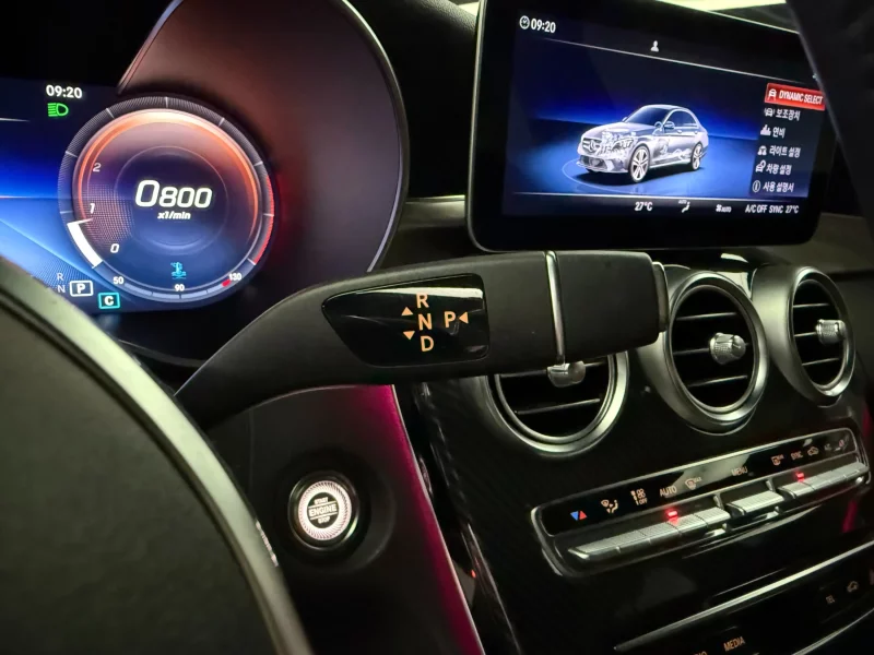 Mercedes-Benz C-Class
