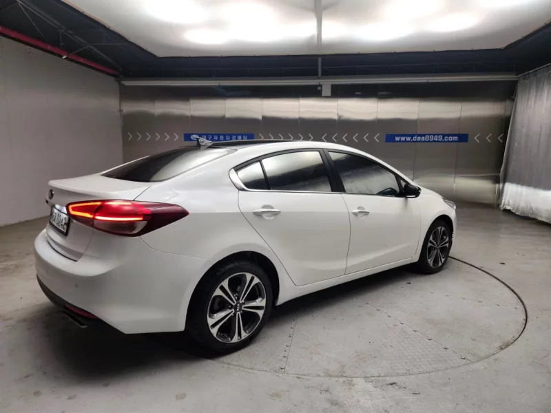 Kia K3