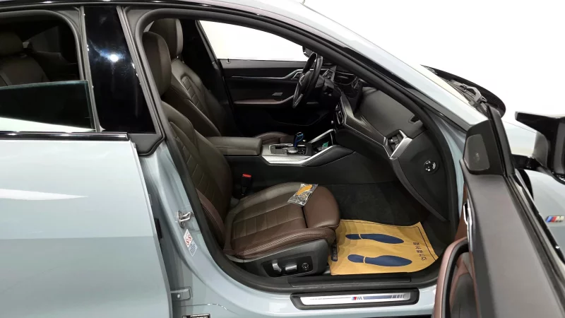 BMW i4