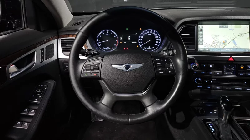 Hyundai Genesis