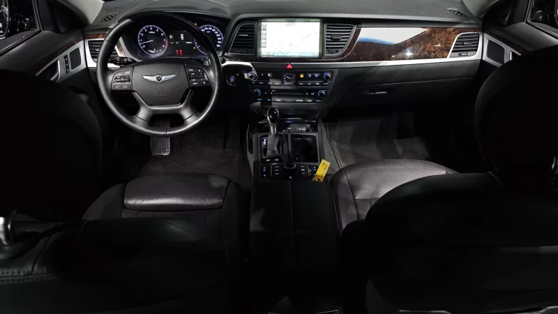 Hyundai Genesis