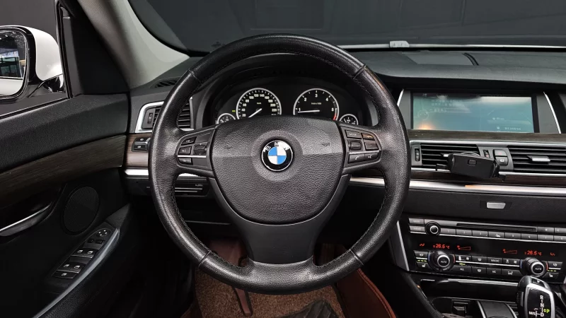 BMW 5-Series Gran Turismo