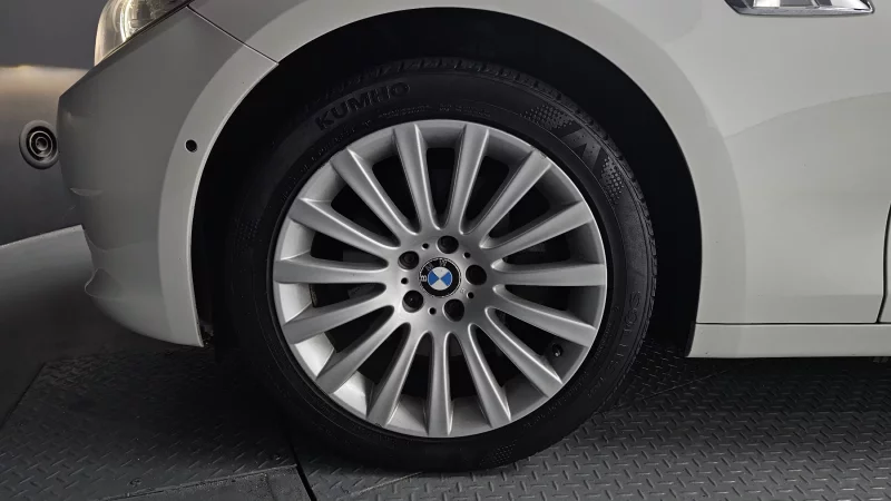 BMW 5-Series Gran Turismo