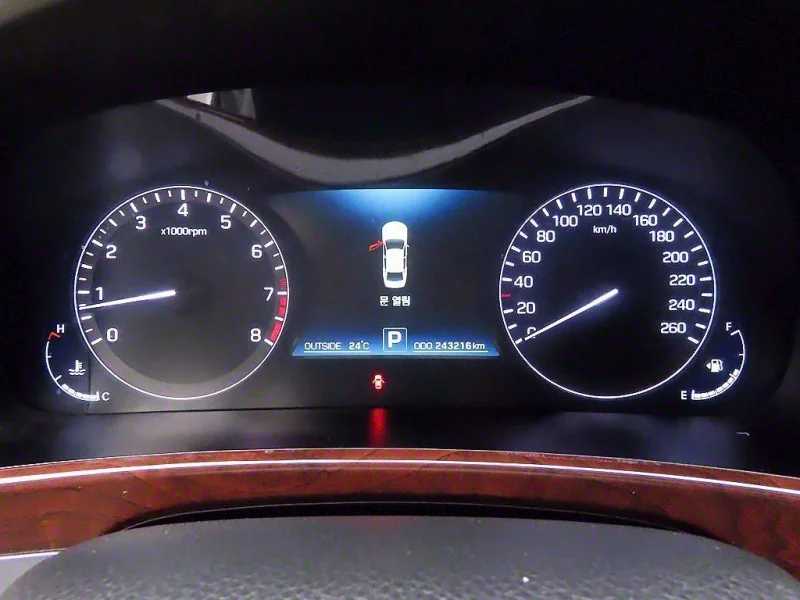 Hyundai Equus