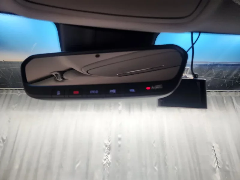Genesis EQ900
