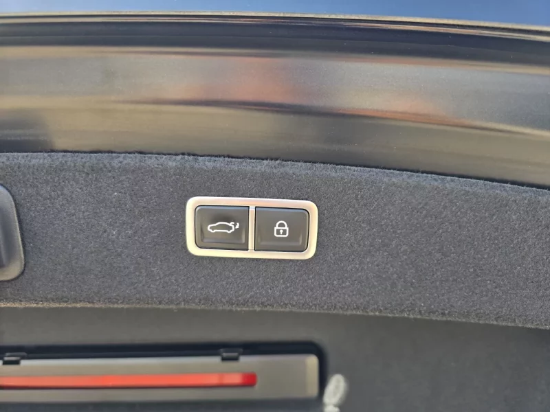 Genesis Electrified G80