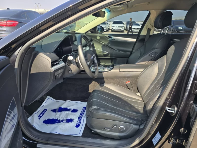 Genesis Electrified G80