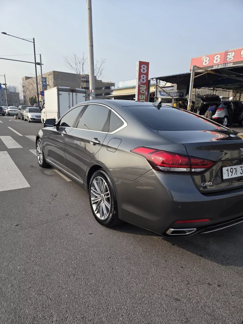 Genesis G80